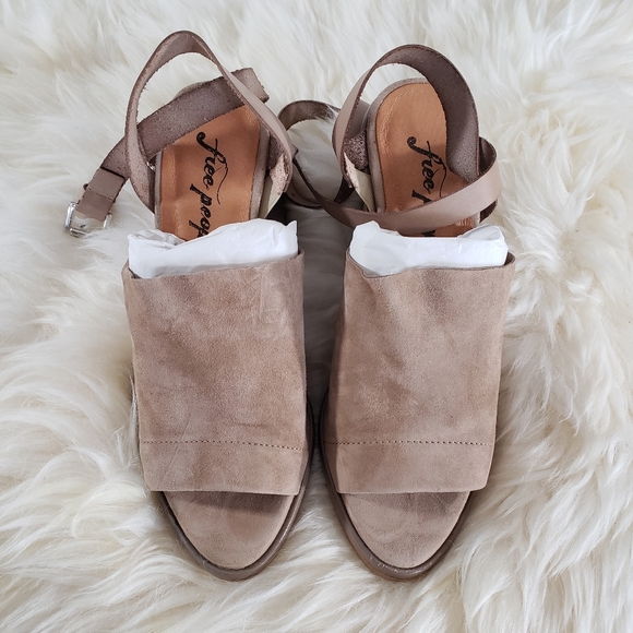NWOB Free People See Ya There Suede Heeled Sandal Taupe Size 36EU / 6US - Picture 10 of 14